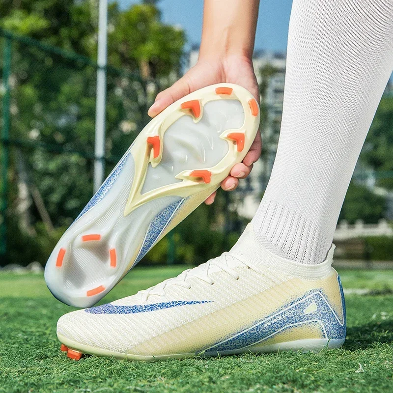 Homens treinamento profissional botas de futebol ultraleve sapatos unisex atacado feminino respirável transporte da gota indoor futsal - Imagem 3